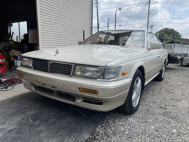 1992 Nissan Laurel